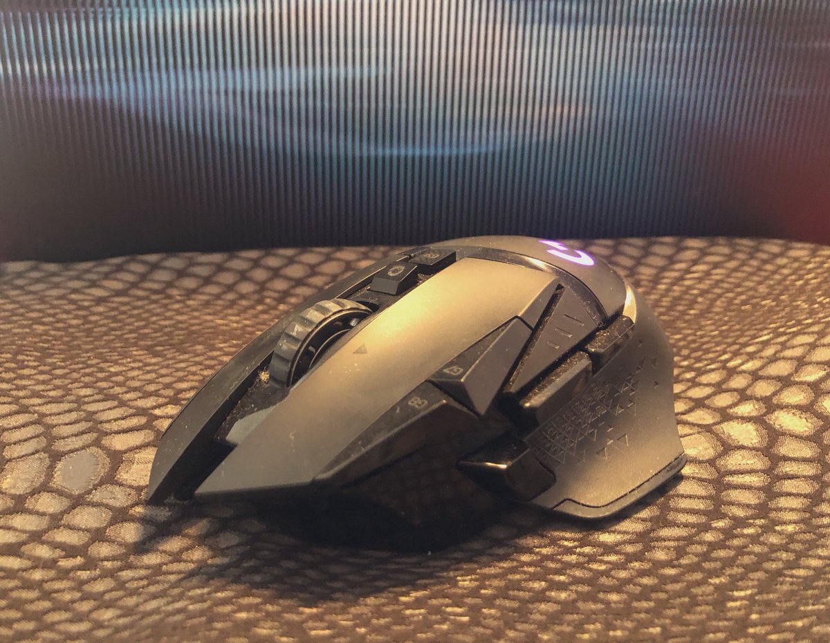 Retweetet diesen Beitrag bis 22 Uhr (und folgt mir hier auf Twitter), wenn ihr die Logitech G502 Lightspeed gewinnen wollt. Gewinner wird noch heute Abend bekannt gegeben!

Danke für 4 Jahre Twitch 💕