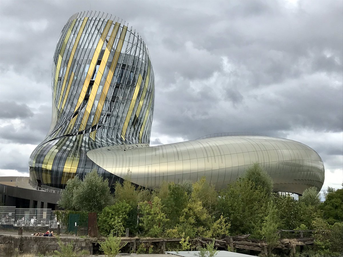 Belle découverte <a href="/laciteduvin/">Cité du Vin</a> #Bordeaux 🍷🍷🍷