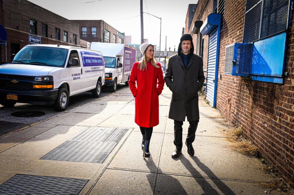 Exactly where they should be: by each others' sides. Stream the climactic series finale of #Elementary now. spr.ly/6011E2myH