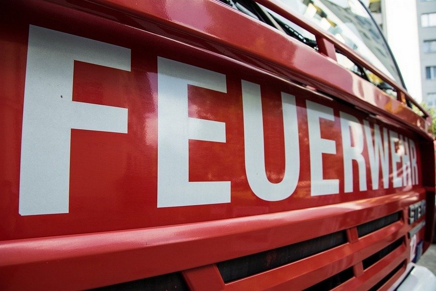 DieMDNews's tweet photo. Feuerwehr Magdeburg: Gewitterfront sorgte für mehrere Einsätze am Sonntagnachmittag.

https://t.co/Wu7ToedLFn https://t.co/w6kZS1UNRL