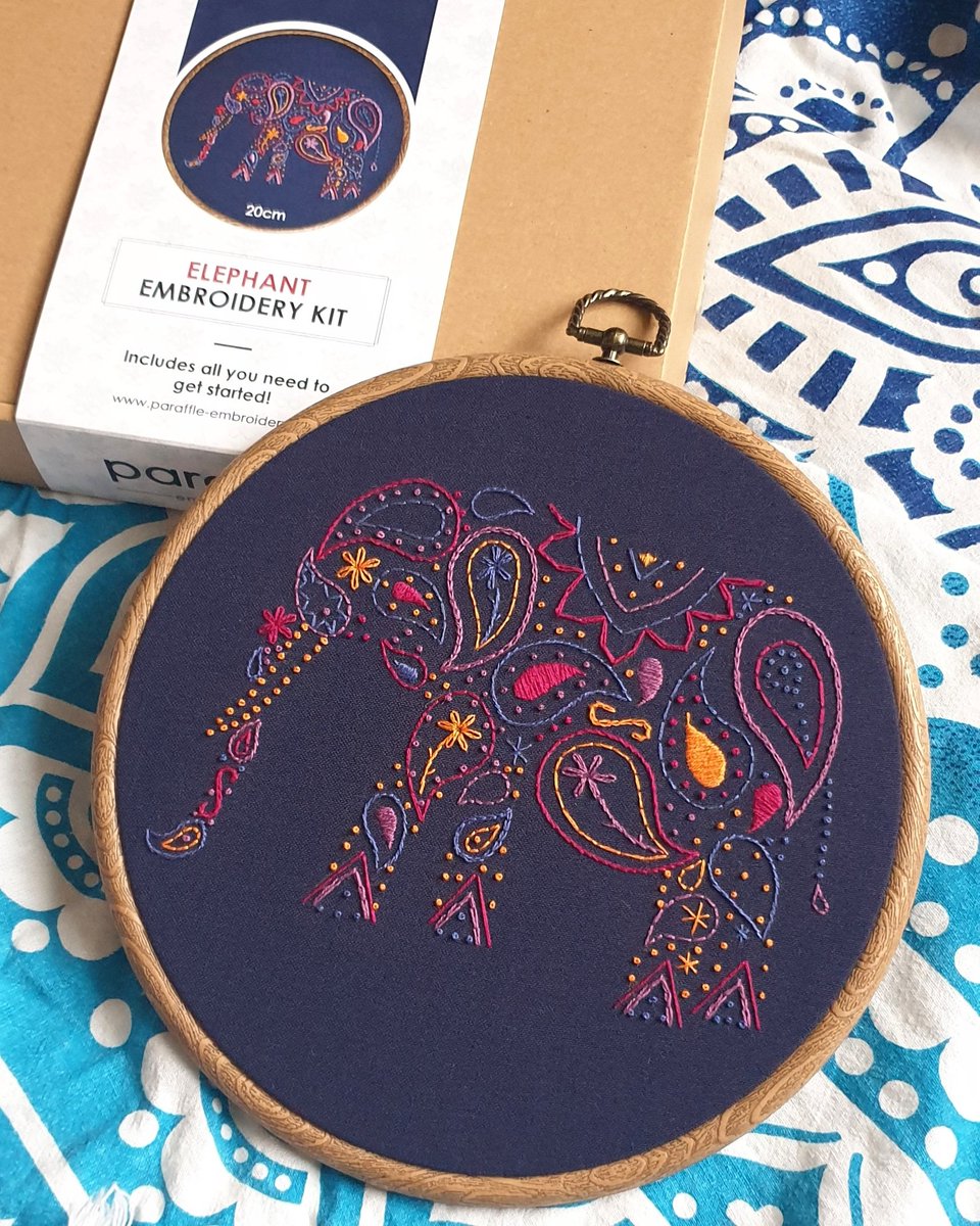 Paraffle_'s tweet photo. I've got the back from holiday blues PLUS the fact that my PhD thesis is due in less than 2 weeks 🙈 but oh my goodness I'm looking forward to being rid of it and having so much more time to put towards Paraffle! So close!
#embroidery #craft #crafternoon https://t.co/oK313fNhcO