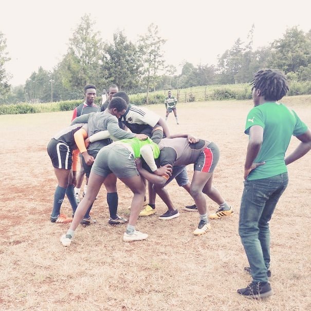 LimuruR's tweet image. A beautiful training session it has been.

Getting ready for the #limuru7s coming up next Sunday .
¶We are ready for the win ¶

#SundayMotivation #KPLSuperCup #rugbyfamily #RugbyWorldCup #rugbyworldcup2019