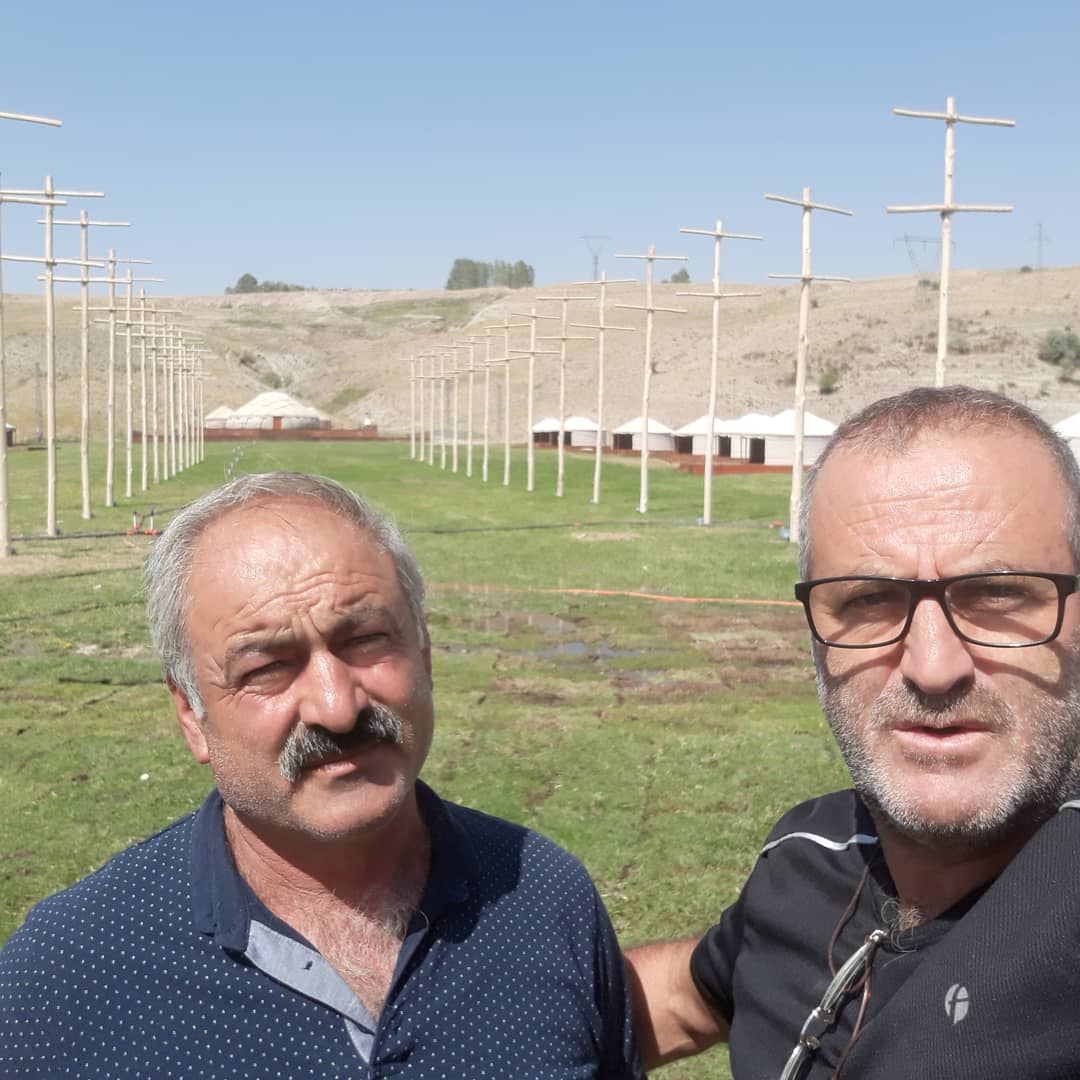 BirolCumali's tweet photo. 1071 hazırlıklar tüm hızıyla bitlisin ahlat ilçesinde devam ediyor emeği geçenlere teşekürler https://t.co/kDkjfybaAe