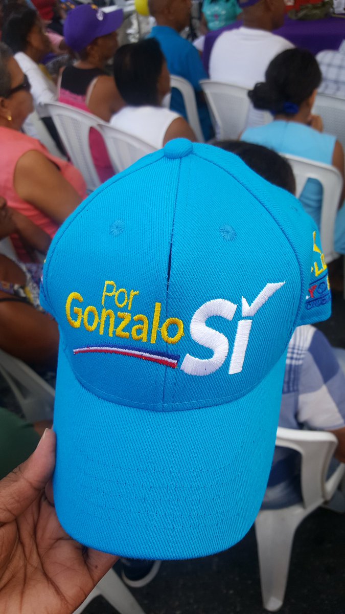 OdalisRojasv's tweet photo. #sangrenueva hombre serio, honesto sin un pasado oscuro que genere dudas para conducir nuestro país ese es : @GonzaloCTerrero  y no es para más que nuestro Diputado @GustavoSanchezq haya  decidido  apoyarlo vamos por +++
@DaniloMedina @PresidenciaRD
@rcavada @ListinDiario. https://t.co/xawvb6KlWQ