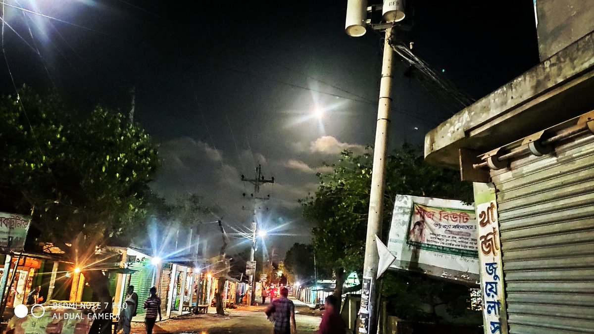 SamShykat's tweet image. Beautiful Moon