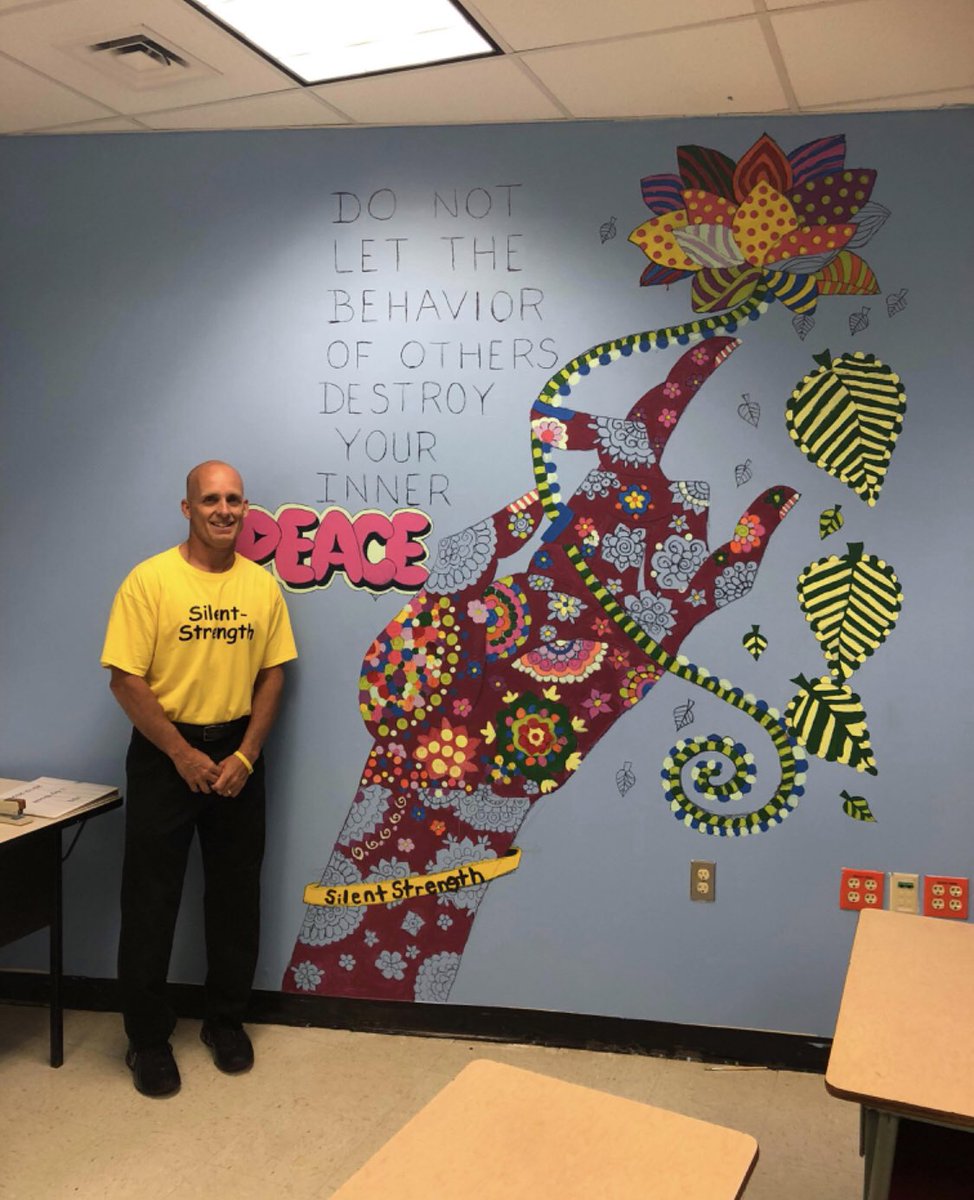 SilentStrength_'s tweet photo. Mrs. Hess said her students designed, sketched, and painted the entire room in order to make it a little more uplifting for everyone, and she was kind enough to allow us to steal a picture... as the kids chose to include a Silent Strength Wrist Band on their mural. :) https://t.co/wGrxhBt0wT
