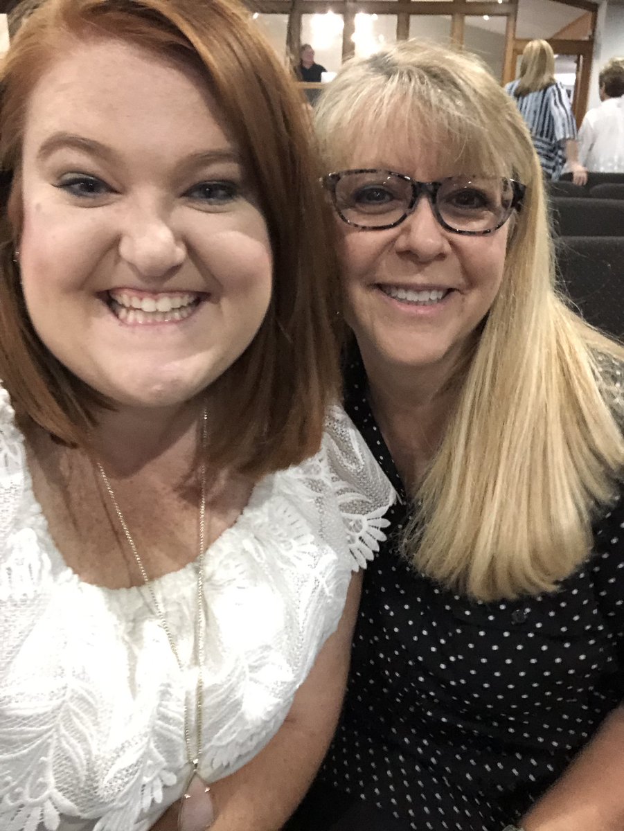 Today a school board member from <a href="/wsisdschools/">White Settlement ISD</a> came to @lakesidecog to show connection within the community and discuss needs within our schools. So thankful for people like <a href="/melissabrowntx/">melissa brown</a> who truly support educators and students! 🖤 #empoweringbearsbhe #empoweringcommunities