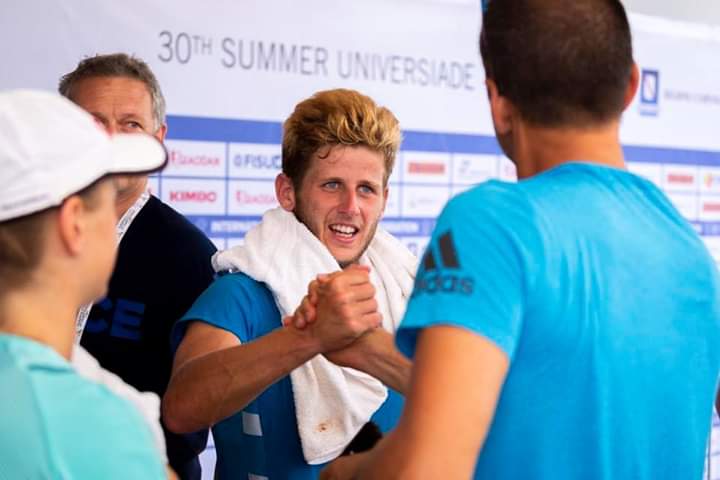 Jeu_Set_EtMatch's tweet image. [#ITF] Ce dimanche, Lucas #Poullain (n°814) 🇨🇵 a remporté le titre à #Sintra (Portugal, M15, dur extérieur) ! En finale, il a dominé Fred #Gil (n°371) 🇵🇹, tête de série n°1, en trois sets 7-6 (4), 4-6, 6-1. Il soulève ainsi son tour premier trophée🏆 dans un Futures.