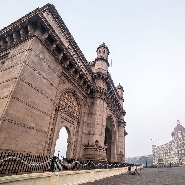Directia_Travel's tweet photo. Si estás atravesando la Puerta de India... ¿en qué ciudad te encuentras? 😜Sí, ¡estás en Bombay! Una de las ciudades más grandes de India llena de contrastes 👌⁠
⁠
⁠
#India #travel #Asia #trip #viajes #viajeros #instatravel #traveler #turismo #inst… https://t.co/yhR61vmMDO https://t.co/WdIcF6EBuy