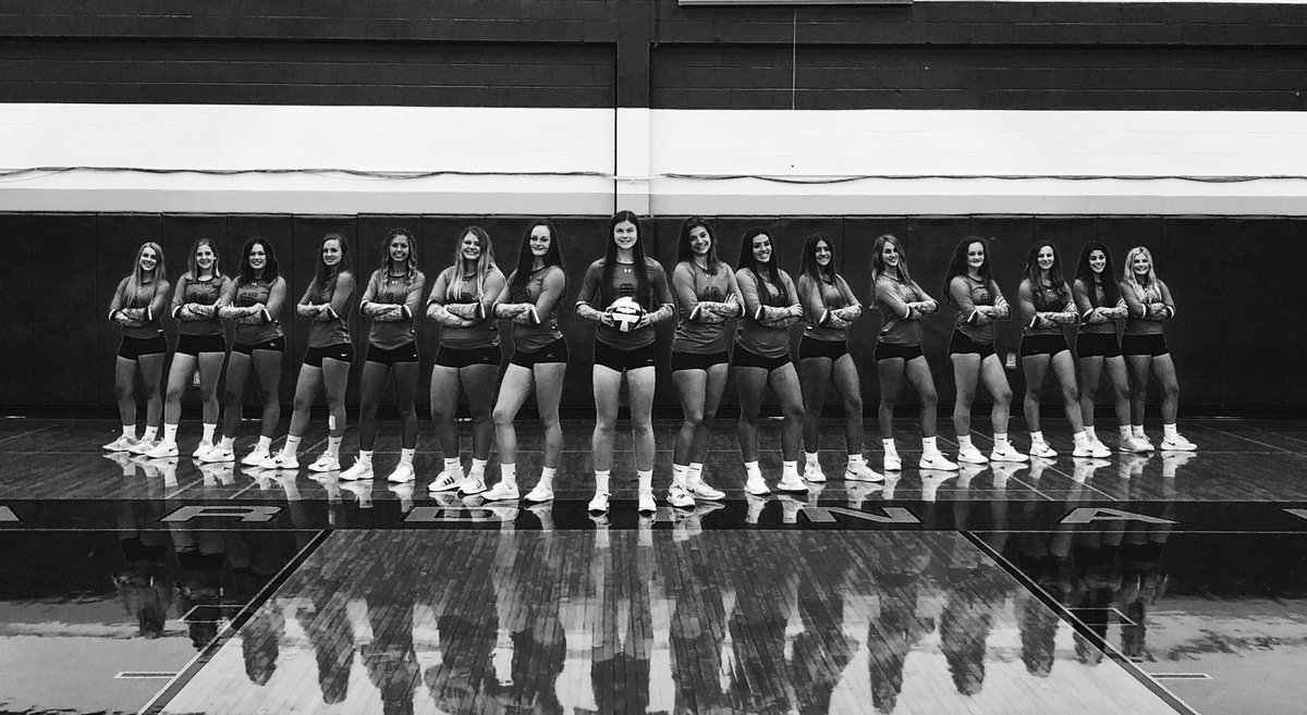 🚨🚨Thursday @ 6:30 gameday AT Riverside!! come support <a href="/MentorVB/">Mentor Volleyball</a> and BE LOUD!!!🏐❤️