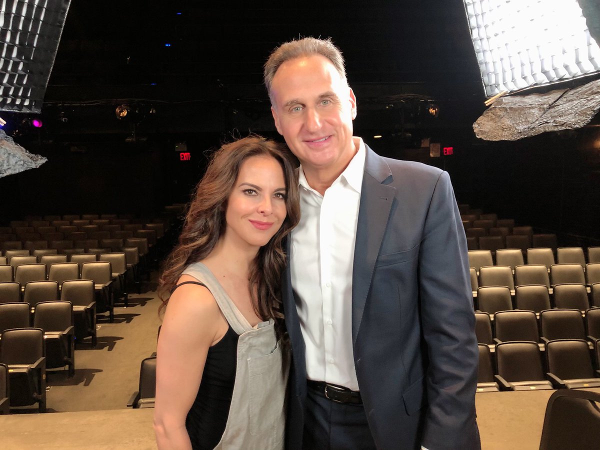 Jose Diaz Balart On Twitter Katedelcastillo The Queen La Reina So Happy To Be With Her Tonight On Nbcnightlynews Esta Noche Kate En Nbc Nightly News Https T Co Wrpxijp6ez