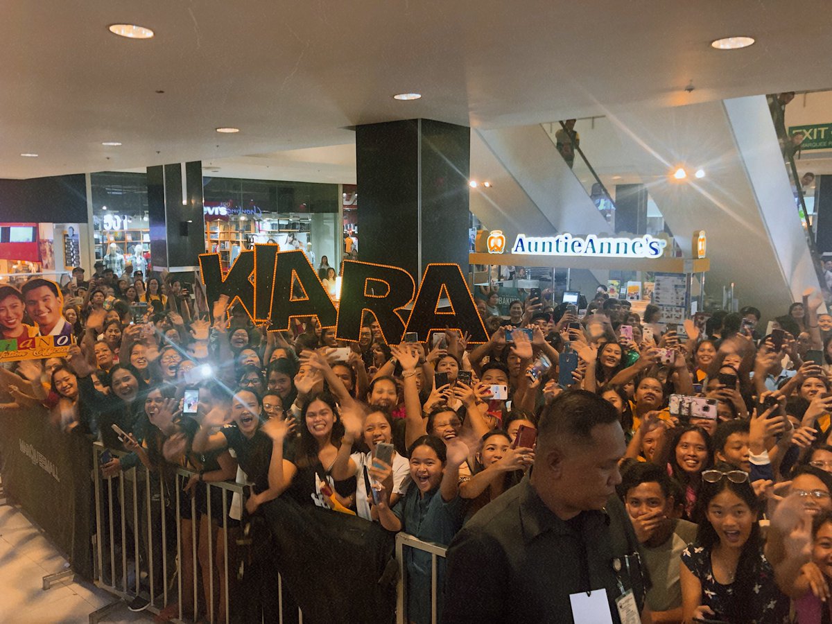 My heart is full! Salamat sa lahat ng pumunta at nakilala ko! Mahal ko po kayong lahat! 💛