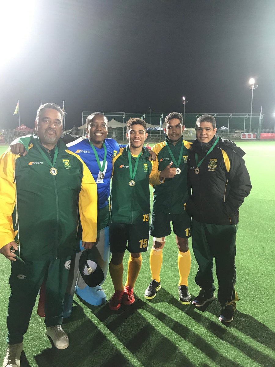 ⁦<a href="/gryphonhockey/">Gryphon Hockey</a>⁩