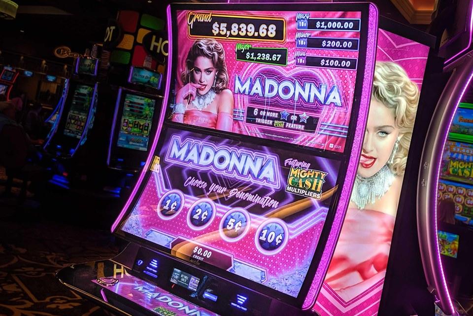 boydgaming's tweet photo. Have you ever played this extra-large pink Madonna slot machine yet?
π@BelterraPark - Cincinnati
#BoydGaming #SlotsSunday #Madonna #Slots #Slot #SlotMachine https://t.co/w23PG2Wljo