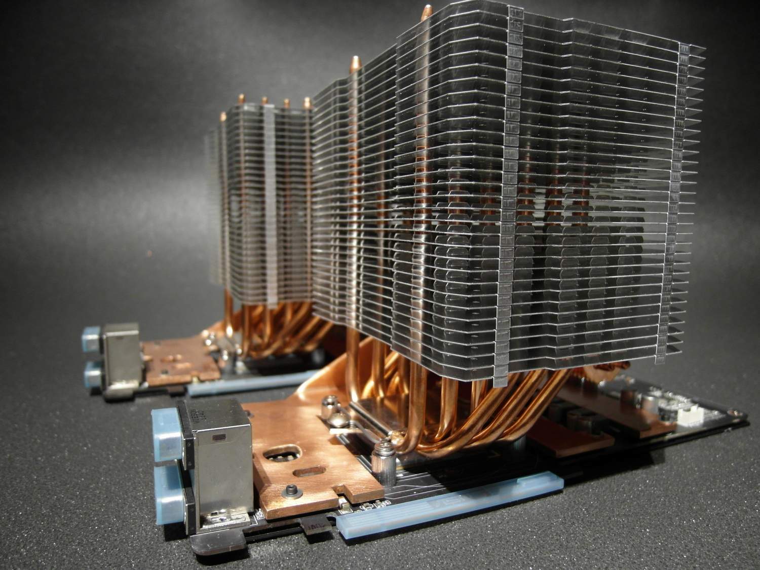 Fanless gpu shop