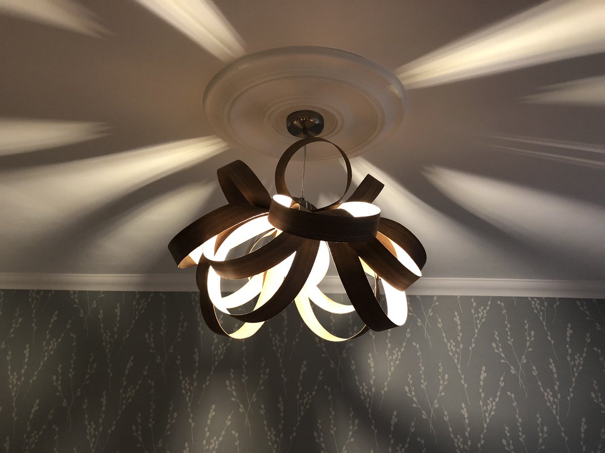 MariaConst_'s tweet image. Enjoying my new @TomRaffield light!  #britishdesigner #light