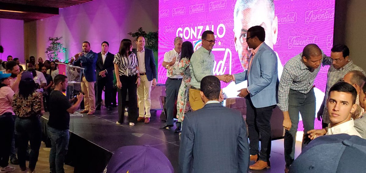 JorgeMinaya's tweet photo. La sangre nueva es @Gonzalo2020SE, porque es continuidad de progreso y fiel a sus ideales. 
#SanCristobalSiempreConGonzalo https://t.co/QHJBZSi8gO