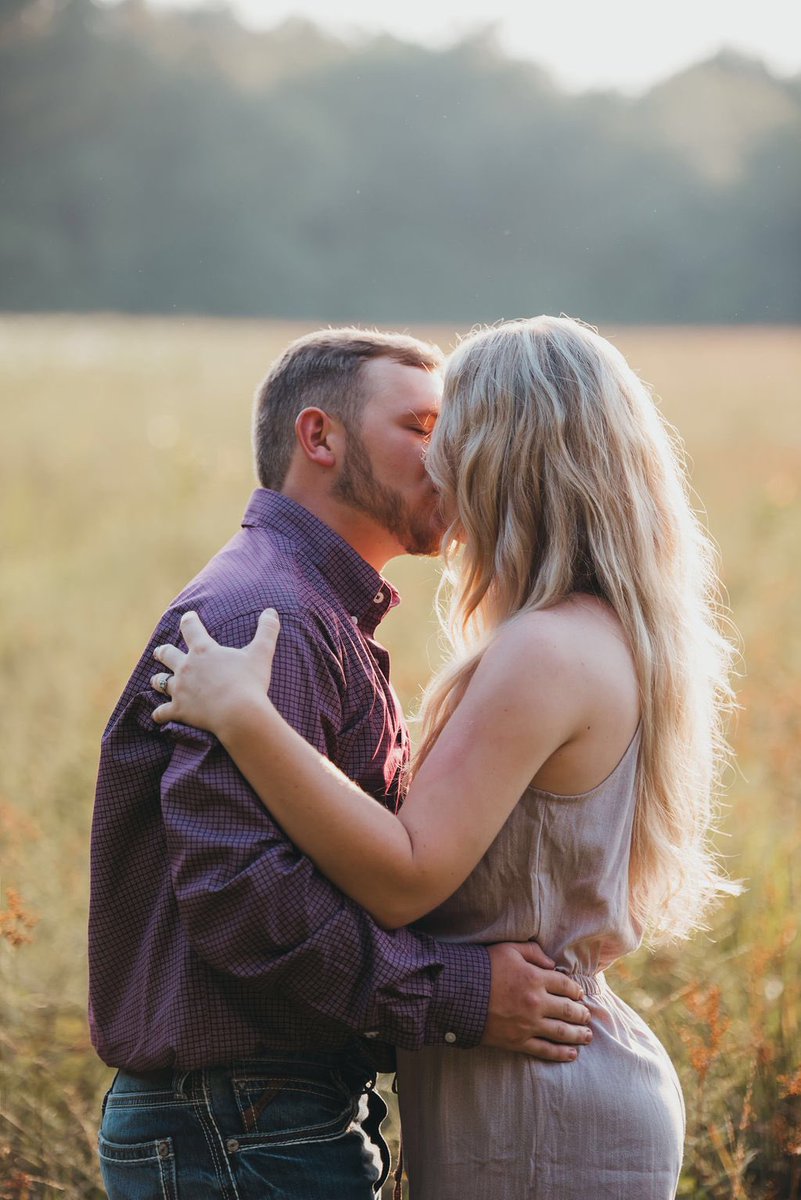 KaceeJade12's tweet photo. Can’t wait to marry my best friend. 💕 https://t.co/txaj9PBv50