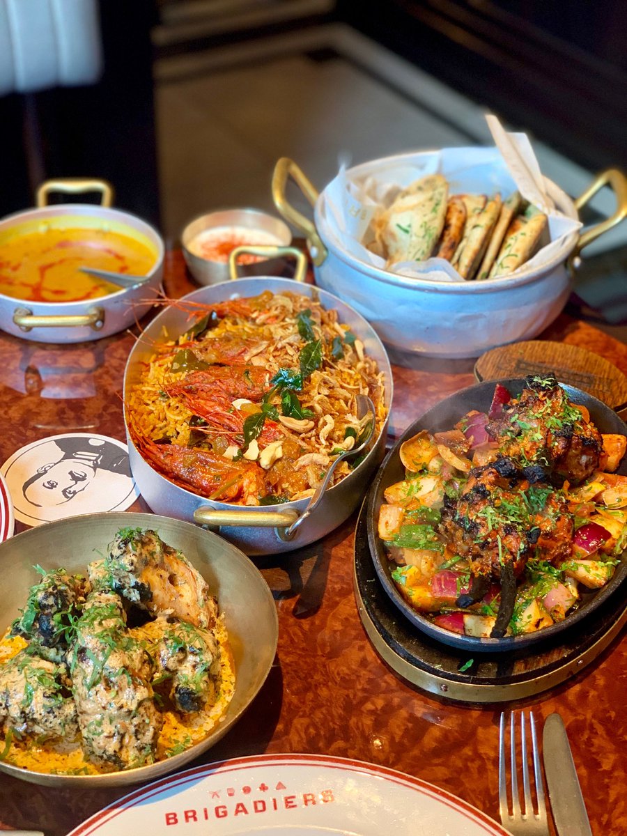 FatFatChubChub's tweet photo. Always a winner! @brigadiersldn never fails to hit the spot 😋 Tawa Carabinero Biryani, Tandoori Lamb Chops, BBQ Butter Chicken Wings and Brigadiers House Daal 😍🦐🐔🐑 #bdaysundaylunch #curry #indian #brigadiers #bloomberg https://t.co/iUPyKMZBWs