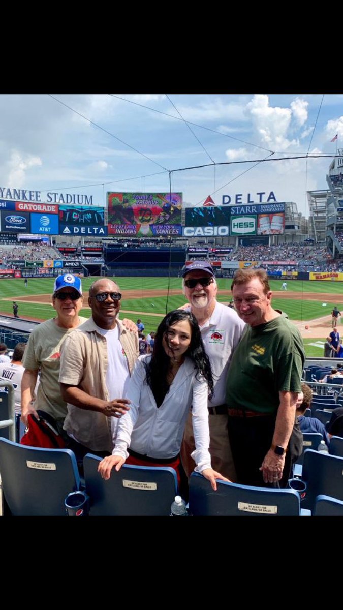 keithrichburg's tweet image. South China Seas Baseball League having a blast at Yankee Stadium. #ATTNYY