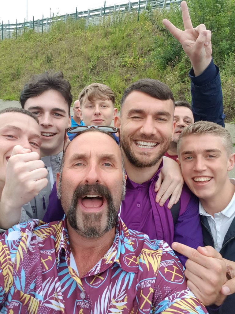 Duncan Stone (@DuncanStone45) on Twitter photo 18/08/2019 20:43:17 @whufc_news @robsnodgrass7 @whufc_news @robsnodgrass7