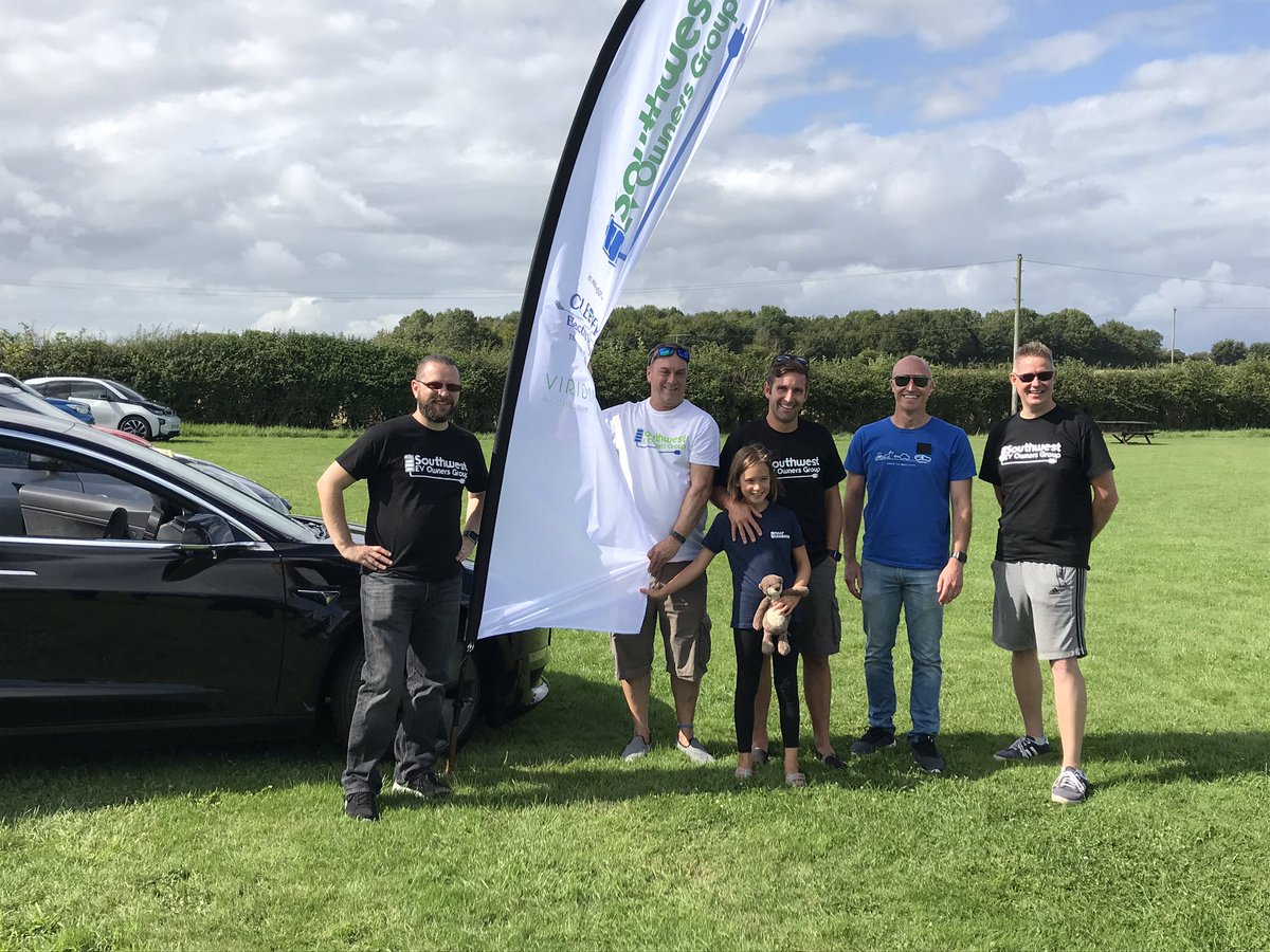 Travelling back from first <a href="/DorsetEVs/">DorsetEVs</a> @ukswevgroup meet up today. Great to put more faces to twitter handles <a href="/evopinion/">EV Opinion</a> <a href="/justevs_/">JustEVs</a>  <a href="/SussexEVs/">Sussex EVs</a> whilst catching up with recent <a href="/EVNewsDaily/">EV News Daily Podcast</a> podcasts