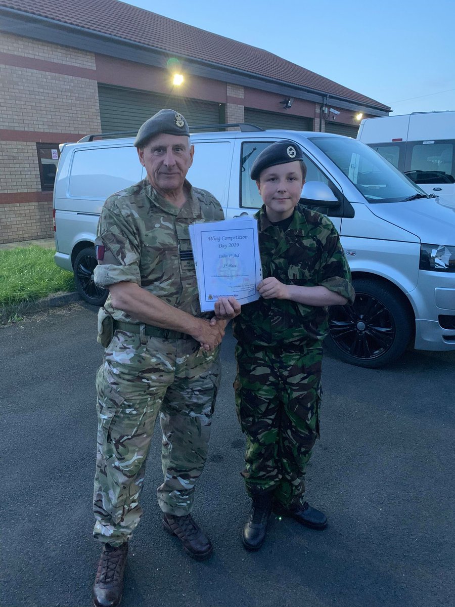 1027Squadron's tweet photo. Last month, we celebrated our success at wing competitions day! On Thursday evening, CI Readman was presented with her certificate for placing third in the CFAV aeromodelling category! Cdt Vaughan, on behalf of the whole first aid team, received their third place certificate! 🎉 https://t.co/NFu1y3HF8k