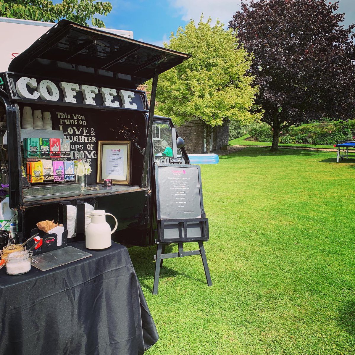 Some much needed caffeine for the day after the night before & a Beautiful part of the world for a Wedding Brunch 👰 🤵 

#CoffeeVan #Caffeine #WeddingCoffee #eventcoffee #Coffee #Somerset #weddingbruch #Wedding #WeddingParty