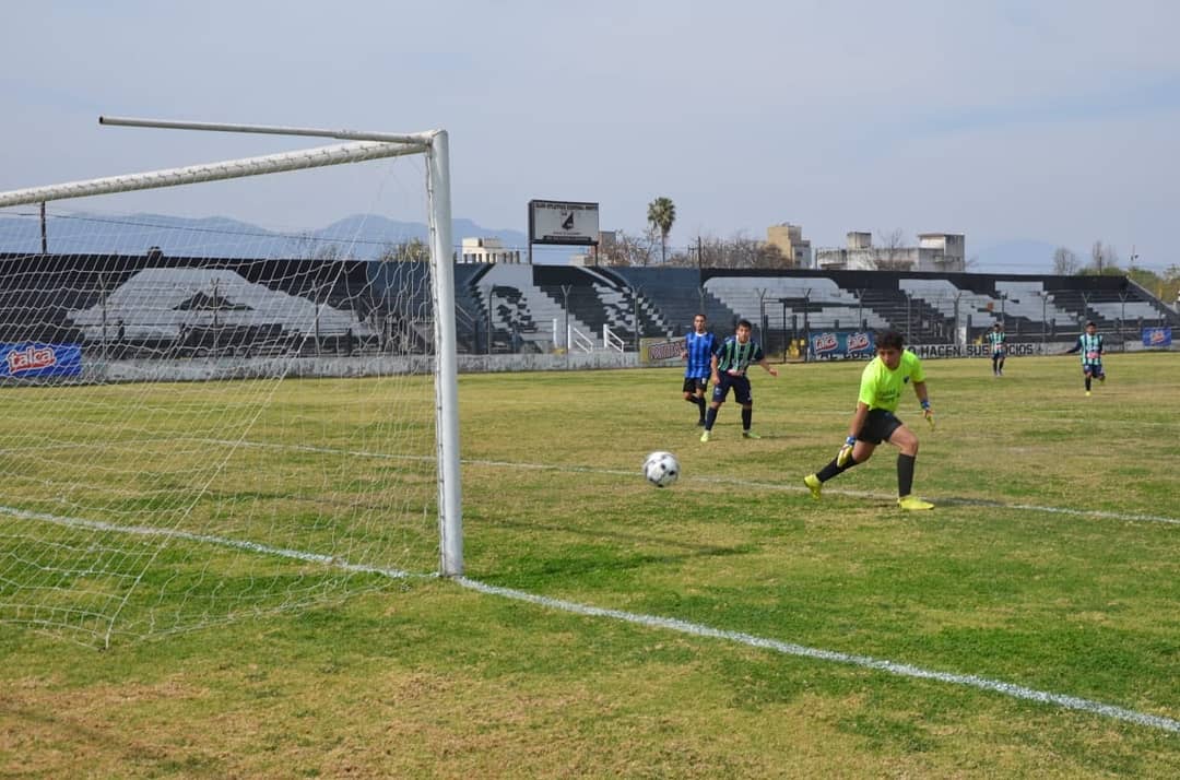 LSF_oficial's tweet photo. #Anual2019 Resultados Fecha 12
#VillaPrimavera 1 - 0 #Mitre 
Gol: PT 41' Emanuel Correa

#Union 1 - 0 #Libertad  
Gol PT 25' Facundo Gonza

#CamionerosArg 1 - 0 #Atlas
Gol: PT 28' Josías Cupic

#GyT 0 - 0 #AtleticoSalta 
 
Pendientes: SanAntonio Vs CN y Pellegrini Vs Juventud https://t.co/fSlgYI6sMw