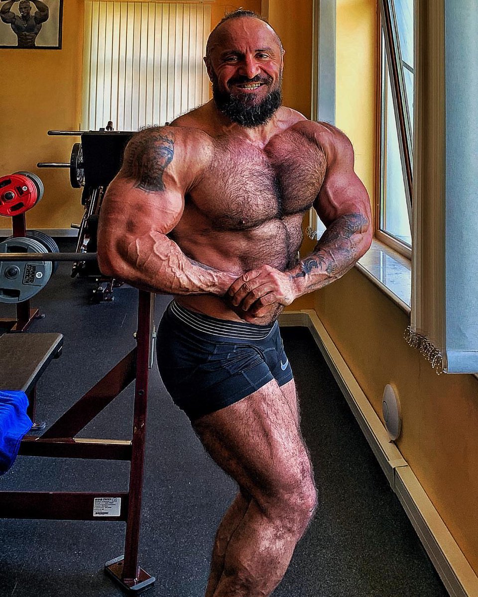 musclelovergr's tweet image. #Armenian #bodybuilding champion &amp;amp; #musclebear Vahram Habokyan - See more: musclelovergr.blogspot.com/2019/08/armeni… #bodybuilder #muscle #muscleman #musclemass #muscleworship #Armenia