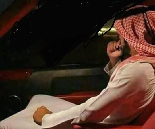 يعينه ربي من الخلان فارق من هو