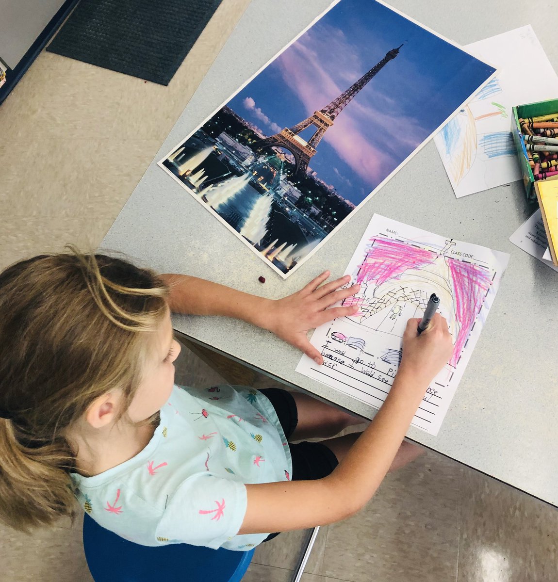 FCE_Art_Studio's tweet photo. Fall Creek Elementary artists are global learners! I can’t wait to travel the world this year through arts education! #arted #fcefish #hse21 #eled #fceart https://t.co/mmN5jkNuKc