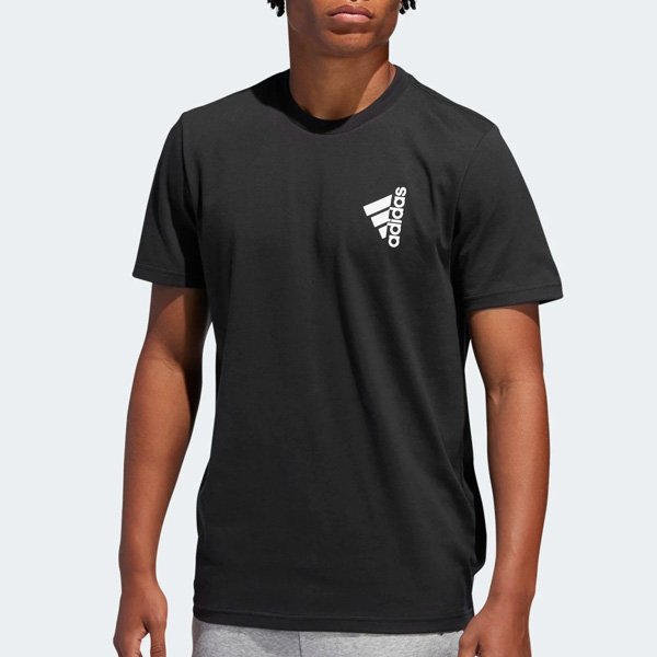 KicksDeals's tweet photo. LOTS of apparel options direct from @adidasUS are available for overall savings up to 60% OFF retail for a limited time + FREE shipping!

SHOP -> https://t.co/oiXE7ic6eA

‼️ Use promo code AUGUST20 to get extra 20% OFF sale styles. https://t.co/FBxRS0qYOZ