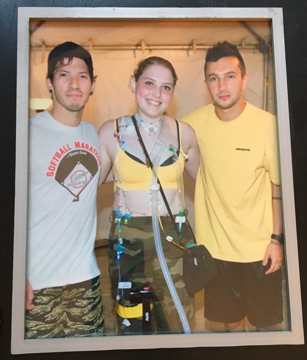 tmelly231's tweet photo. If @tylerrjoseph @joshuadun taught me one thing, it’s that it’s worth it to hold on until the bitter end. 

Stay Alive frens ||-// 

Where I was watching @twentyonepilots concert in 2017, 2018, and finally 2019 https://t.co/XmxXqhthe7