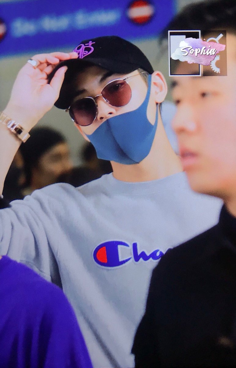 miracleof970406's tweet photo. #SEVENTEEN #세븐틴 #민규 #MIINGYU 
190818 LAX https://t.co/BIabHlYdlp