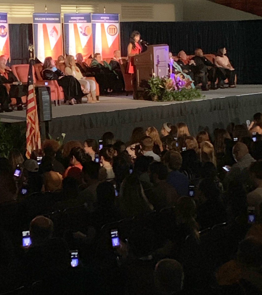 madisonsmTV's tweet photo. Thank you to @samhoustonstate for asking me to host/speak at your 2019 New Student Convocation. I love Sam so much and I will always be more than happy to be in a room full of Bearkats! Eat Em’ Up Kats! #shsu23 #shsuconvocation  #bearkatsforlife https://t.co/tUT4z0oKCw