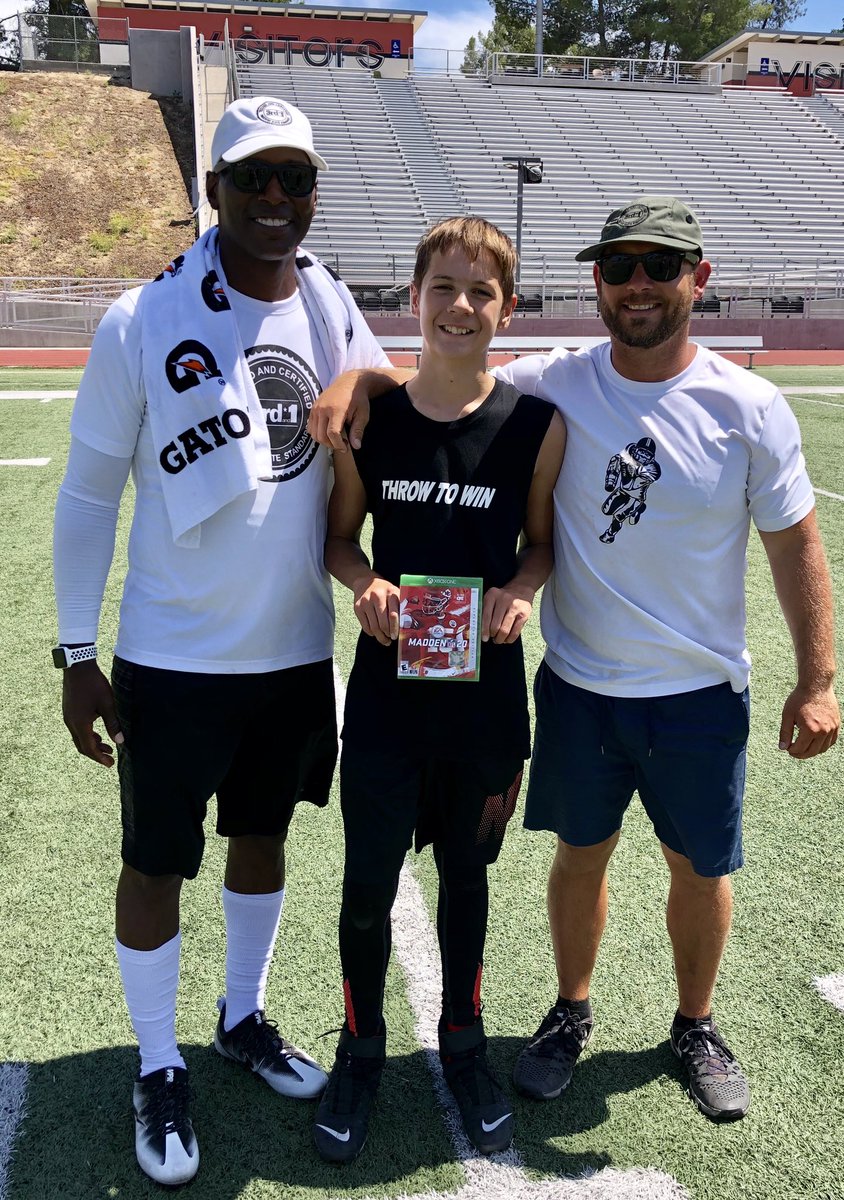 TAMMYSTREMCHA's tweet photo. Caleb’s been grinding EVERY Sunday since May! His hard work paid off today! He was superstar MVP of the day &amp; won the new Madden 20!! Thanks @throw_to_win for keeping on me week after week and pushing me to get better! It’s been an honor working with @3rdand1inc 🏈 #sundaysquad https://t.co/at46Q8tM6H