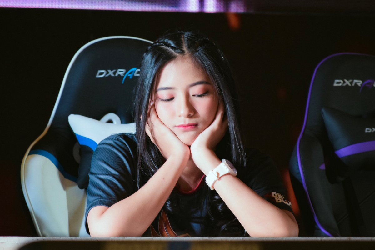 jenengku_aslam's tweet photo. 20190810 / @Jinan_JKT48 / #KAIESPORT EXHIBITION at JEC

mangat mangat!!!!!!!! 😢 https://t.co/7wIv7s17N0