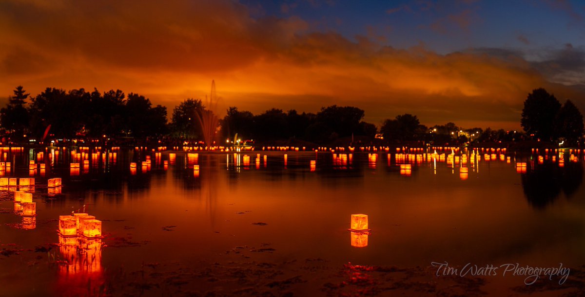 TimWattsOttawa's tweet photo. High resolution panoramic image from the water lantern festival last night. Wonderful weather and great fun watching everyone enjoying the event. https://t.co/Q4jPCaZ2Y7