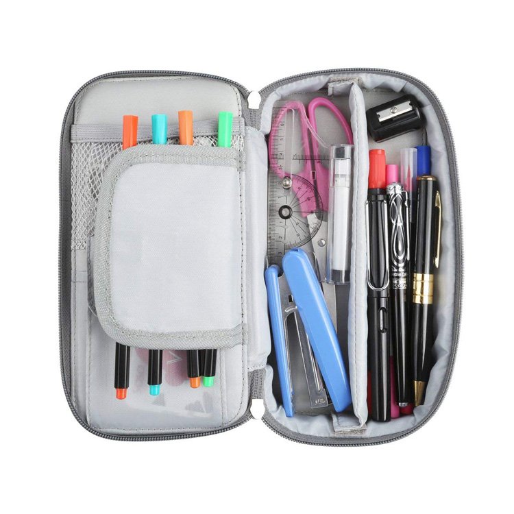 Пенал. Деревянная ручка в футляре. Школьные принадлежности пенал. Pens in the pencil case. Pen case.