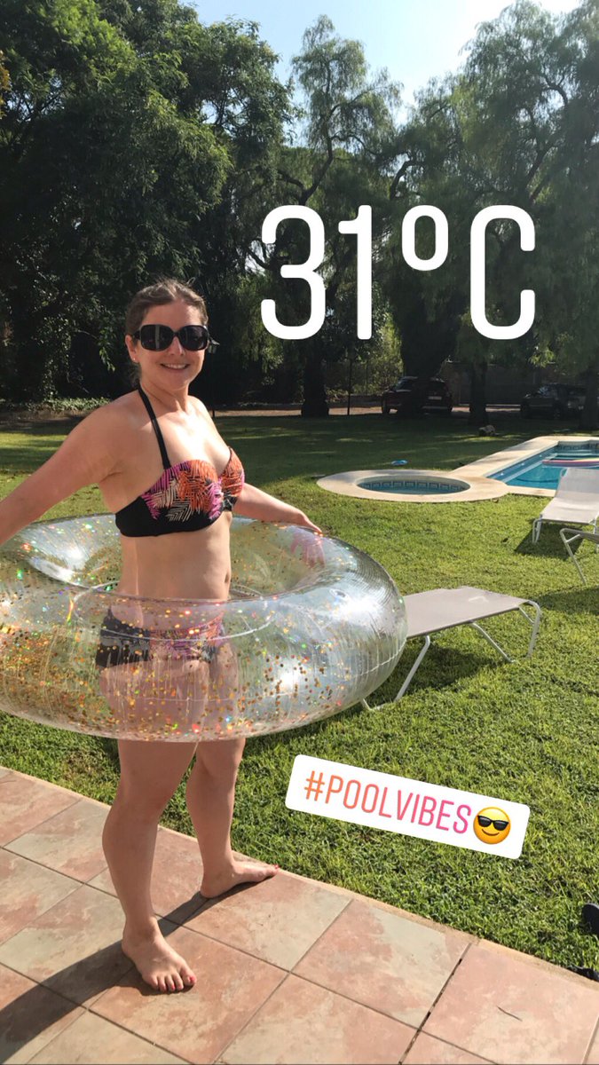 sarahdavis2013's tweet photo. Living my best life in #Spain 
Feel like I’m in the @LoveIsland villa and spending the whole day in a #bikini 🤣🤣 https://t.co/oOwMj4Dpbu