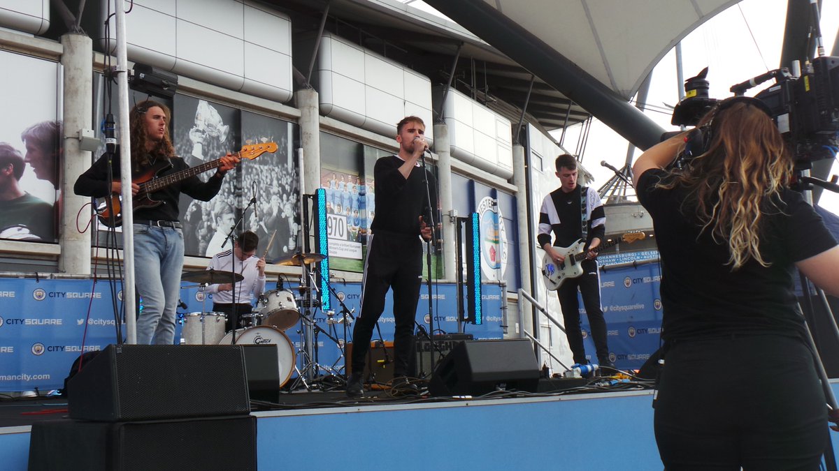 doncasterblues1's tweet photo. New season, great first band at @citysquarelive @Etihad_Stadium are @daclockworks #cityrocks #noVARneeded #clockworks https://t.co/xPJ1bwm6GZ