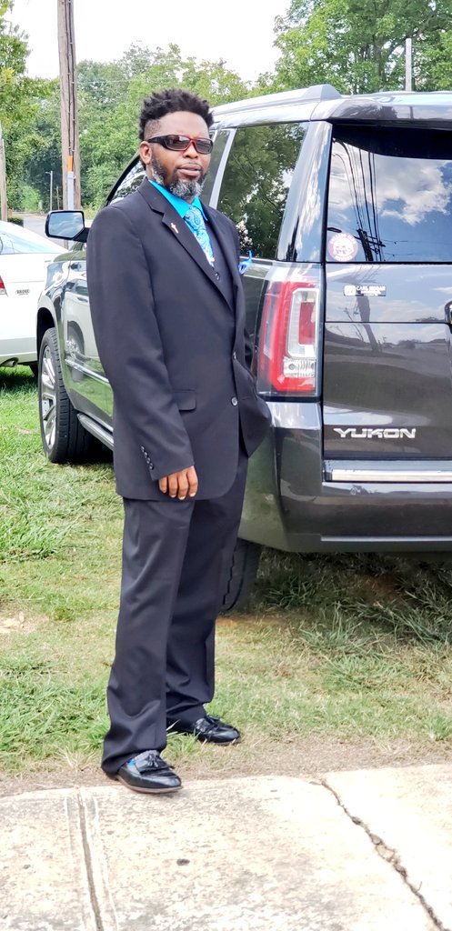 ilove2fish4bass's tweet photo. People will throw stones at you. Don’t throw them back. Collect them all and build an altar!! Pray and Forgive! #SundayMorning #StillBreathin #ChurchFlo #ThisThangCallLife #IPray4ThemFolks #Forgiveness🙏🤔 https://t.co/GW3glChxCk