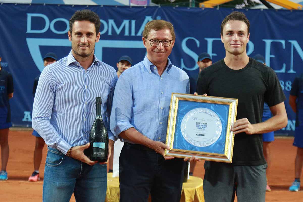 ATPChallenger's tweet photo. A first 🏆 for Chris O'Connell 🙌

@chrisoconnelll claims his maiden title in Cordenons, joining @JasonKubler, @marcpolmans and @JamesDuck21 as 🇦🇺 champions in 2019. https://t.co/rRsjDKsrUt