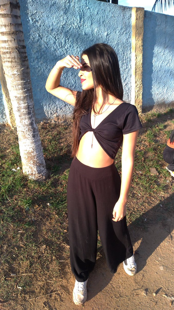 larissapetisco's tweet photo. Aaa só solzinho da manhã dessa #CloudAura https://t.co/hYJUZnmix5