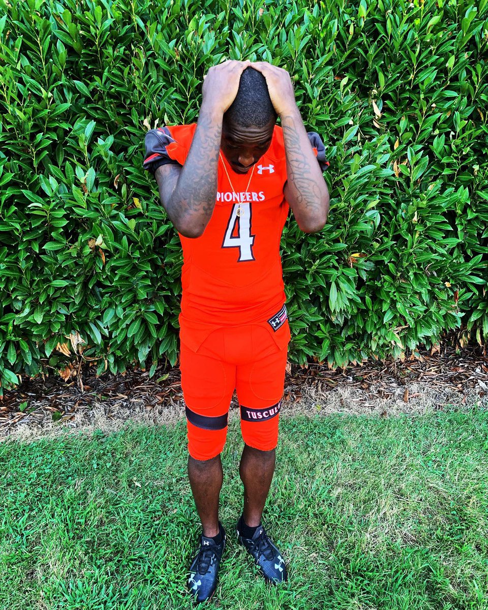 4way_lilbruce's tweet photo. Ion really fw nobody cause I be feeling like they STORY📖 not like Mines....💯🙇🏾♂️🚶🏾♂️ 🆓4️⃣ WestOrlando🏄🏾♂️ Sophmore year #BottomBoy🦍👿 Fleeezyyyyy #FreeDaSet https://t.co/iAXeDQJa1C