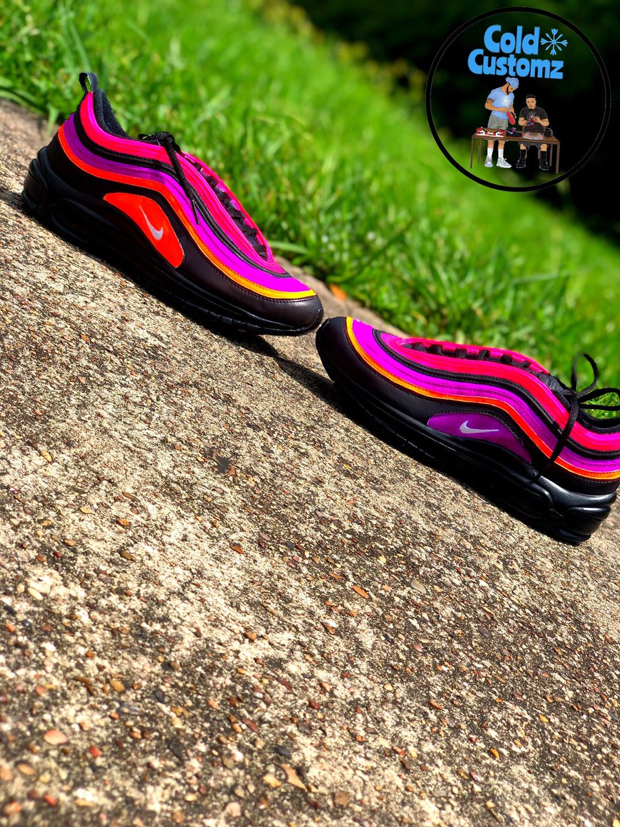 SneakerHead_Co's tweet photo. ๐ค๐๐๐ โRacer Pink Remixโ #AirMax #Colors #Neon #ColdCustomz18 #AngelusDirect #AngelusBrand #SneakerNews #SneakerGeek #NiceKicks #CustomKicks #CustomShoes
Follow @coldcustomz18 on IG https://t.co/ujRY4PCiI8