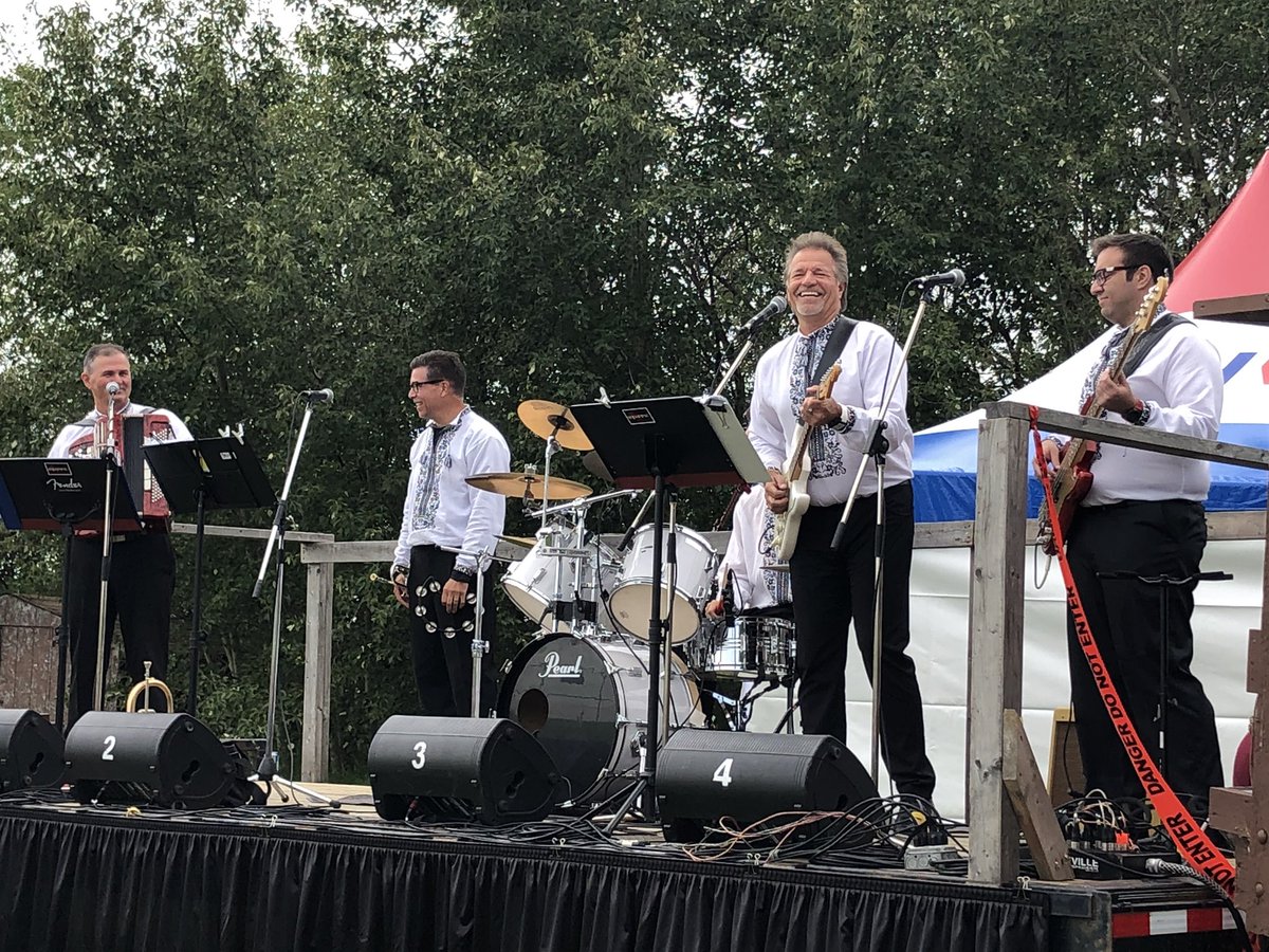 nateglubish's tweet photo. Fantastic music at Ukrainian Day at the #uchv. A real pleasure to take part in and share this day. #ableg https://t.co/WD5QKJBbJ2