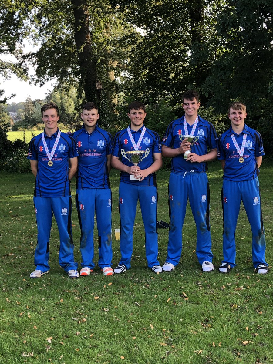 BridgyCC's tweet photo. Congratulations to these five who bow out of @SCBU19T20 today. @LiamGilbert10 @harrison_Buller @JamesSalt5 @domcourt12 and of course our leader @tombellinger1 for their incredible service WATFB  #3in3 💙 https://t.co/SNfYU2vK1g