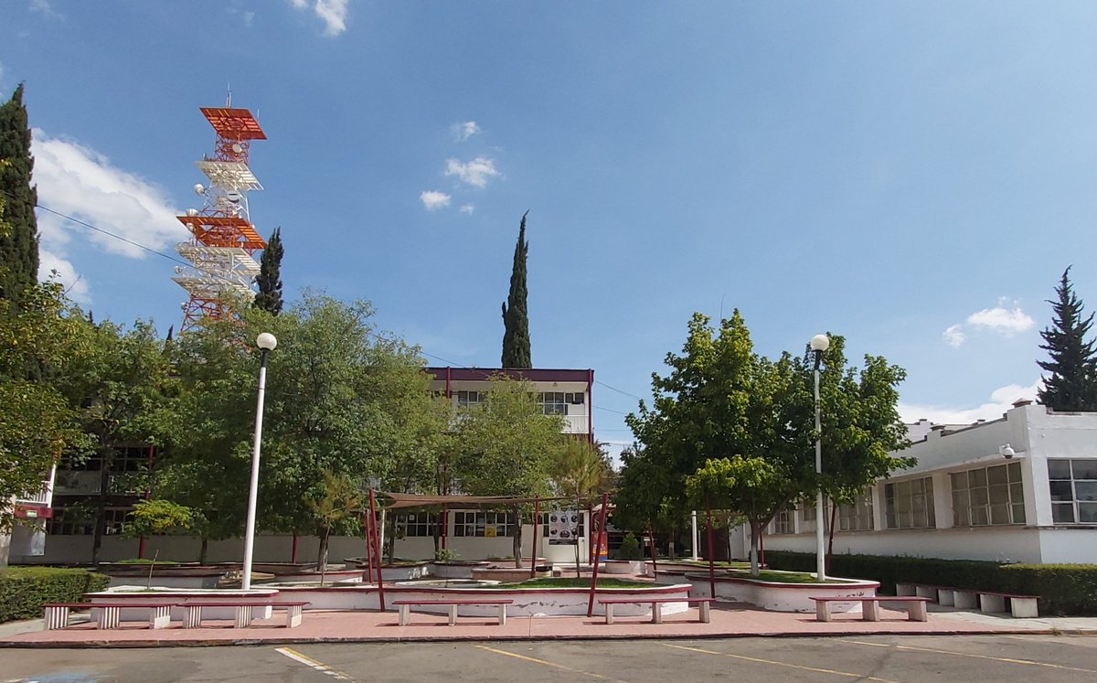 Marcohernandez8's tweet photo. "El viborama" en el Instituto Tecnológico de Durango
#QuieroEstarAhí #ElMejorLugar  #SorpréndeteDeDurango #ViveDurango @TurismoDurango https://t.co/hvYMGaiKkS